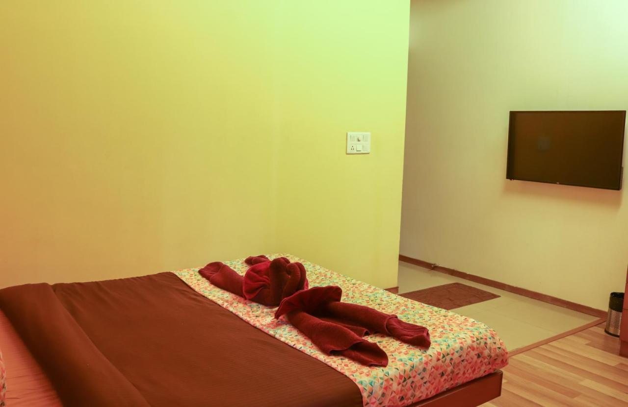 مبيت وإفطار باناجي Surya Kiran Miramar المظهر الخارجي الصورة